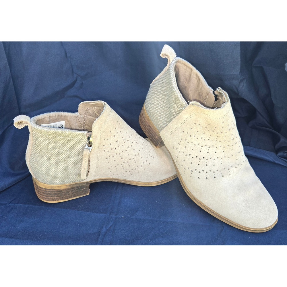 TOMS Deia Suede Perforated Ankle Boots Sand Beige Size 8.5 Low Block Heel